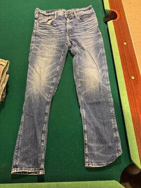 American Eagle Outfitters Light Blue Washed Straight Jeans